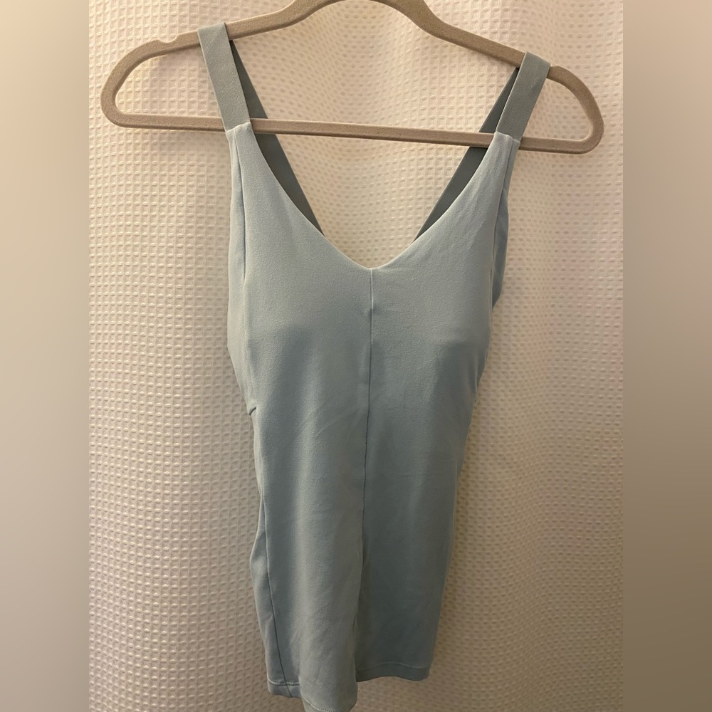 Varley Chapman Tank in blue. Size: M